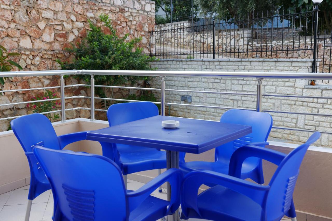 Villa Kela Εξαμίλιο Εξωτερικό φωτογραφία