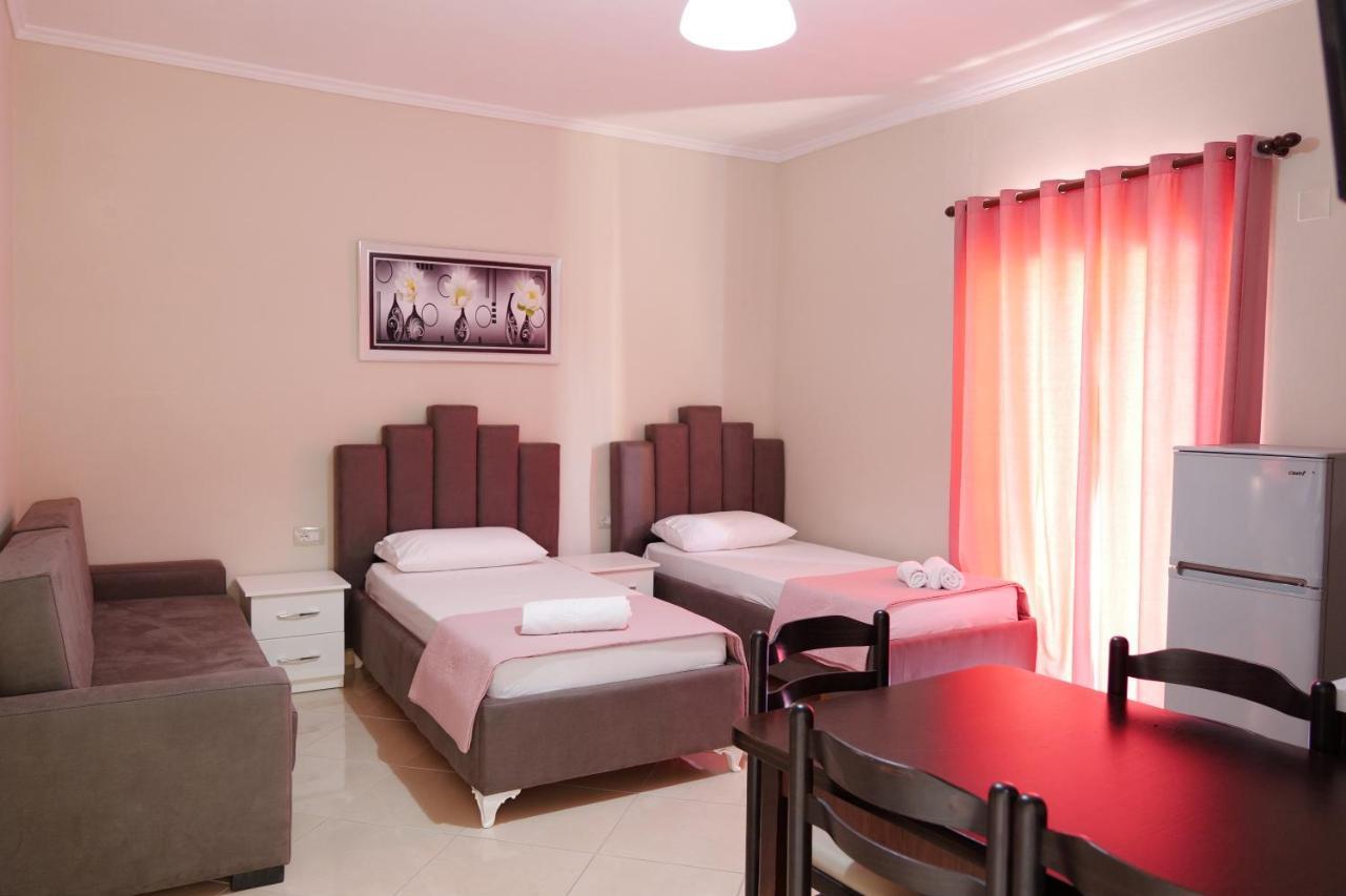 Villa Kela Εξαμίλιο Εξωτερικό φωτογραφία